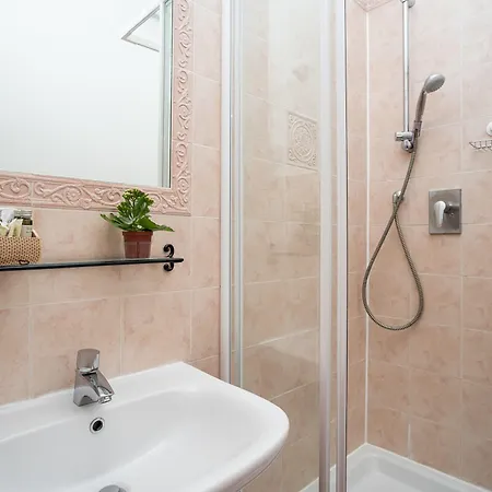 Antica Posta Bed and Breakfast 3*