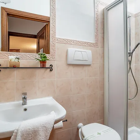 Antica Posta Bed and Breakfast 3*