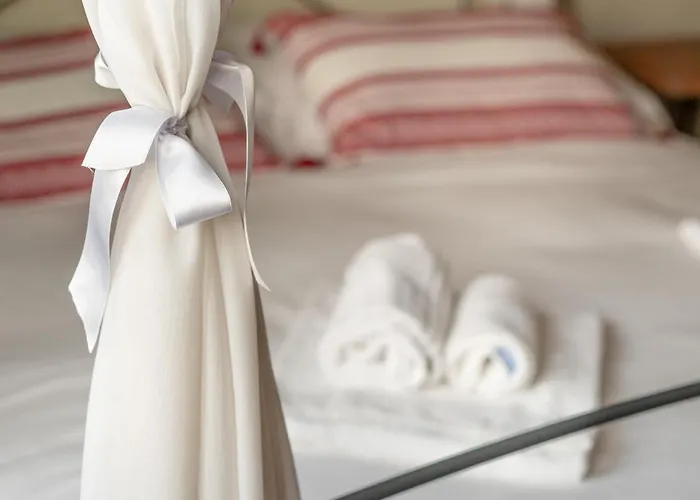 Bed & Breakfast Antica Posta 3*