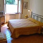 Oda ve Kahvaltı Antica Posta 3*